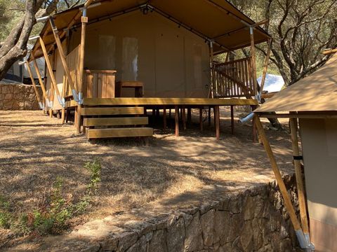 Tente en toile et en bois 5 personnes - Tente Lodge sans salle de bain