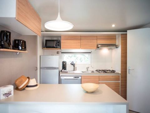 MOBILHOME 4 personnes - Mobile-home | Ultimate | 2 Ch. | 4 Pers. | Terrasse surélevée | 2 SDB | Clim.