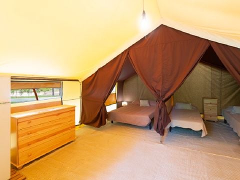 LODGE 4 personnes - Ecolodge sans sanitaires pour 4 pers (2 chambres)