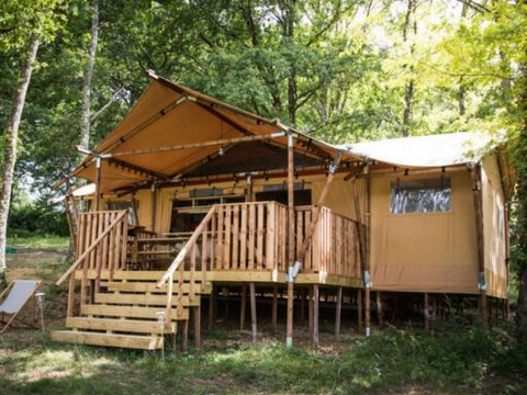 BUNGALOW TOILÉ 5 personnes - Luxury Lodge 4/5 personnes en zone J (2 chambres)