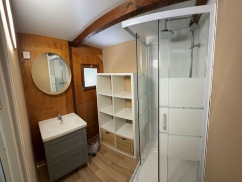 CHALET 4 personnes - Chalet en bois 4 personnes (2 chambres)