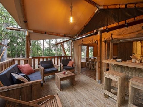 BUNGALOW TOILÉ 5 personnes - Luxury Lodge 4/5 personnes en zone M (2 chambres)