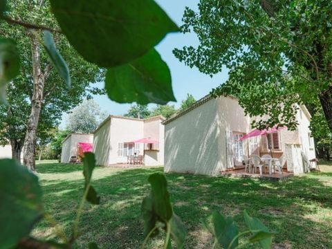 VILLA 4 personnes - Mini villa pour 4 personnes (une chambre)