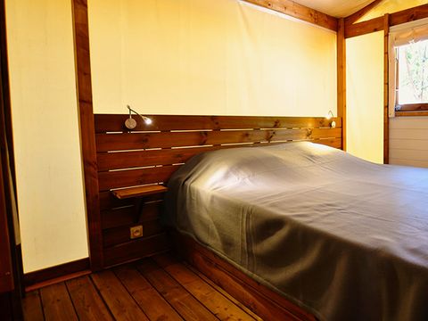 Tente en toile et en bois 5 personnes - Tente en toile et en bois 5 personnes - Tente Lodge Cottu