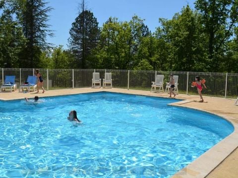 Camping Les Bois de Prayssac - Camping Lot - Afbeelding N°0