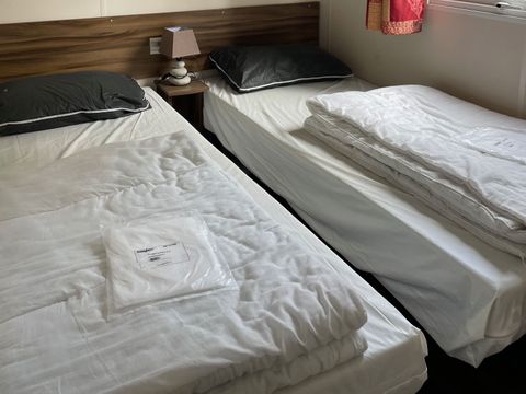 Mobilhome 6 personnes - CC995 - 40m2 - 3 chambres - CLIM-lave-vaisselle-lave-vaisselle-2 salles de bain