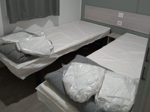 MOBILHOME 6 personnes - 2 chambres CLIM + TV + WIFI + FUN PASS INCLUS