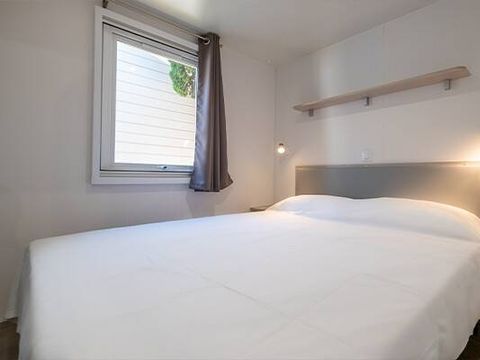 MOBILHOME 6 personnes - Confort | 3 Ch. | 6 Pers. | Terrasse surélevée | 1 SDB | Clim