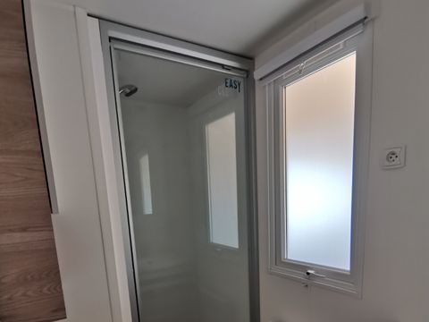 Mobilhome 8 personnes - 3 chambres 1 Sdb - C14 MFY