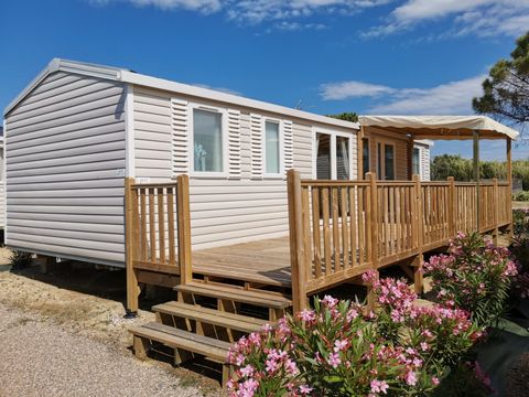 Mobilhome 8 personnes - 3 chambres 2 Sdb - H11 MFY