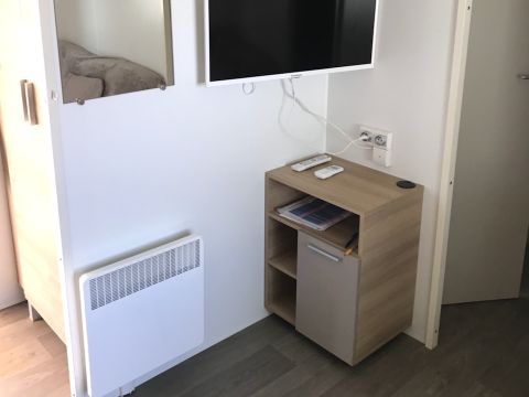 Mobilhome 8 personnes - 3 chambres 2 Sdb - 712 MFY