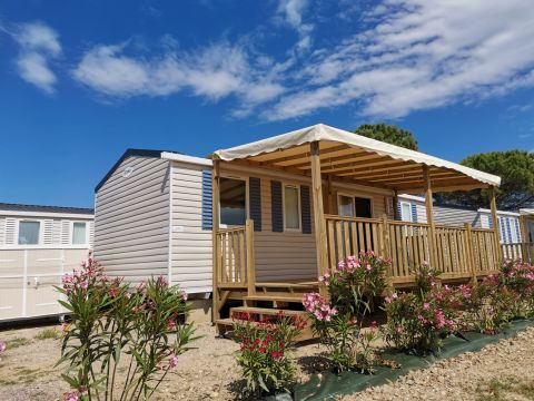 Mobilhome 8 personnes - 3 chambres 1 Sdb - H10 MFY
