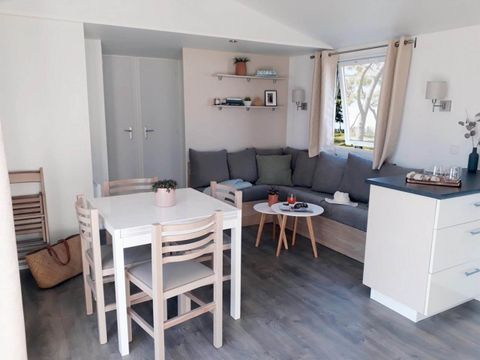 Mobilhome 8 personnes - 3 chambres 1 Sdb - H12 MFY