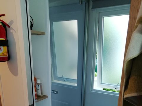 MOBILHOME 6 personnes - n° 388 - particulier