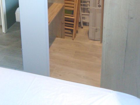 MOBILHOME 6 personnes - n° 388 - particulier