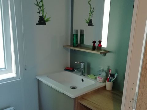 MOBILHOME 6 personnes - n° 388 - particulier