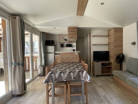 MOBILHOME 6 personnes - BA45 40 m² -  3 chambres -  2SDB, 2WC - 