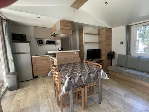 MOBILHOME 6 personnes - BA45 40 m² -  3 chambres -  2SDB, 2WC - 