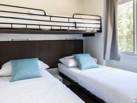 MOBILHOME 5 personnes - Superior Two-Bedroom Camping Home 4+2