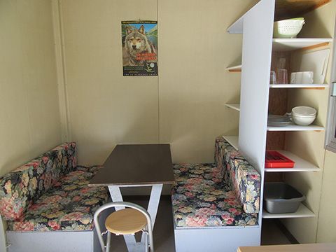 BUNGALOW 3 personnes - POLOCHON - sans sanitaires 20 m²
