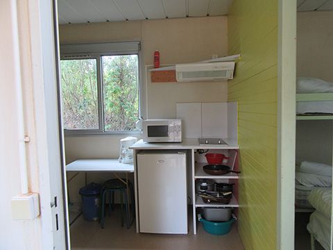 BUNGALOW 3 personnes - POLOCHON - sans sanitaires 20 m²