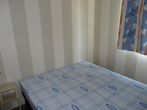 MOBILHOME 5 personnes - Mobilhome DOMINO 25m² CLIMATISÉ+ terrasse couverte 10m²