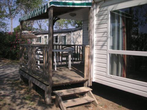 MOBILHOME 4 personnes - Mobilhome LOGGIA 25m² CLIMATISÉ + terrasse semi-couverte 8m²