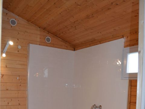 Chalet 4/6 personnes - CONFORT - 2 chambres - TV-CLIM-PMR