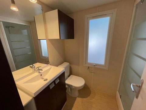 Mobilhome 4/6 personnes - PRIVILEGE - 2 chambres - 2 salles de bain TV-CLIM