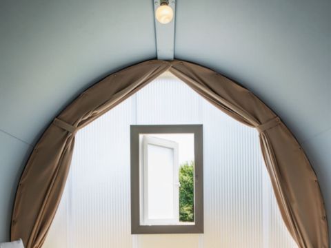 Tente en toile et en bois 4 personnes - COCO SWEET 2CH 4 PERS (sans climatisation, sans télévision, sans sanitaire)