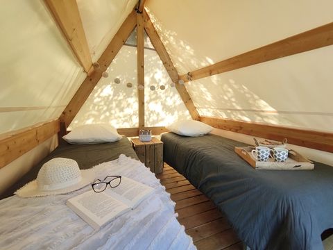 TENTE TOILE ET BOIS 2 personnes - Randonneur