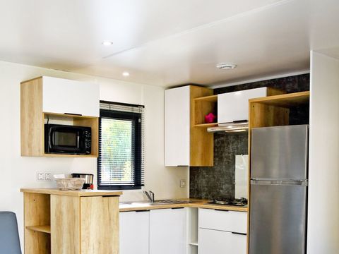 MOBILHOME 4 personnes - Santa-Giulia 32 m², climatisé, 2 chambres