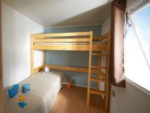 MOBILHOME 4 personnes - PMR 35 m², climatisé, 2 chambres