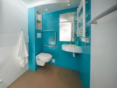 MOBILHOME 4 personnes - PMR 35 m², climatisé, 2 chambres