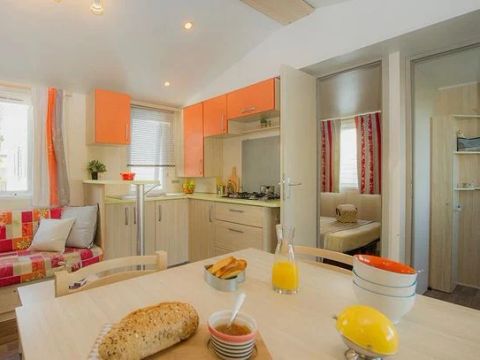 Mobilhome 6 personnes - Comfort | 3 Ch. | 6 Pers. | Terrasse Simple | 1 SDB | Clim.