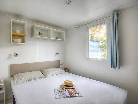 Mobilhome 6 personnes - Mobil-home | Premium | 3 Ch. | 6 Pers. | Terrasse surélevée | Clim. | TV