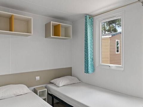 Mobilhome 6 personnes - Mobil-home | Premium | 3 Ch. | 6 Pers. | Terrasse surélevée | Clim. | TV