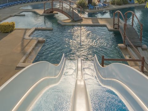 MOBILHOME 8 personnes - Cottage Famille 4 chambres + Clim