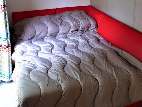 MOBILHOME 6 personnes - GRAND CHARME CLIM / TV / PLANCHA GAZ