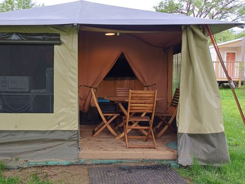 TENTE 4 personnes - LODGE MAYOTTE - TRIGANO sans sanitaires