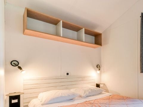 MOBILHOME 6 personnes - 3 chambres - 6 personnes, terrasse semi-couverte, Clim TV