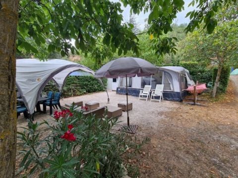 CARAVANE 4 personnes - Caravane avec sanitaire