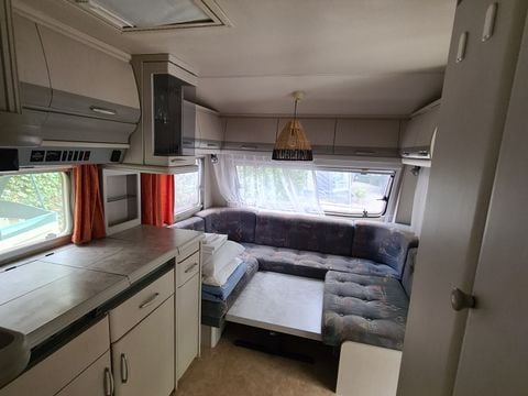 CARAVANE 4 personnes - Caravane avec sanitaire