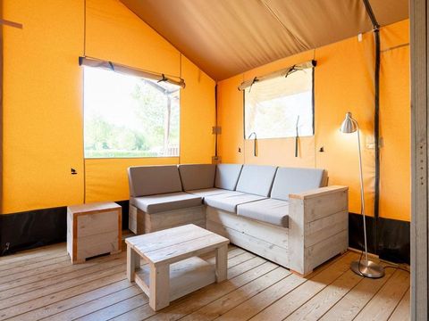 Tente en toile et en bois 6 personnes - Cani-lodge 6P