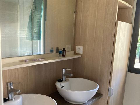 CHALET 6 personnes - Portland Premium 35m² - 3 chambres + TV + LV + Terrasse semi couverte