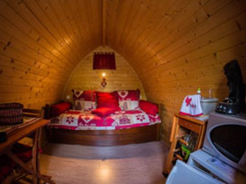 HÉBERGEMENT INSOLITE 2 personnes - Cabane Iris