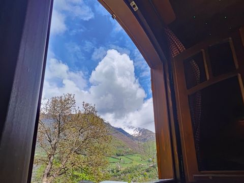 HÉBERGEMENT INSOLITE 2 personnes - Roulotte Ancolie