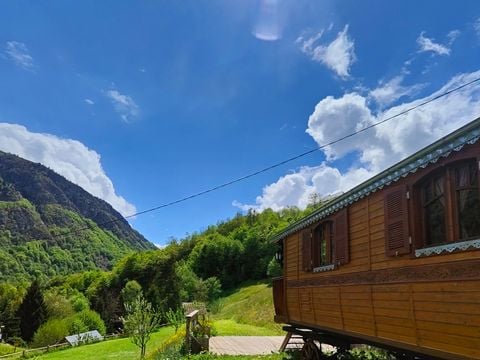HÉBERGEMENT INSOLITE 2 personnes - Roulotte Ancolie