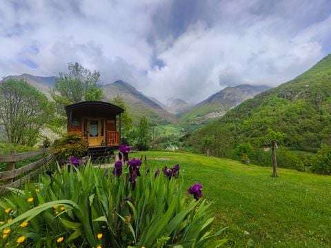 HÉBERGEMENT INSOLITE 4 personnes - Roulotte Edelweiss 18 m²