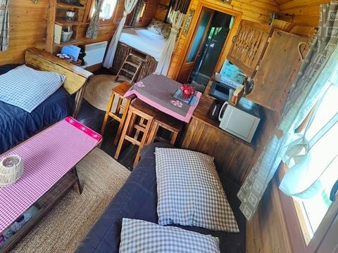 HÉBERGEMENT INSOLITE 4 personnes - Roulotte Rhododendron 18 m²